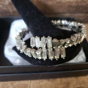 Avon Diamondesque Flex Bracelet NWT
